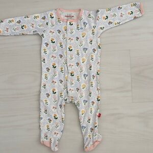 Magnetic Me Abbey Organic Cotton  Footie Sleeper, 6-9M